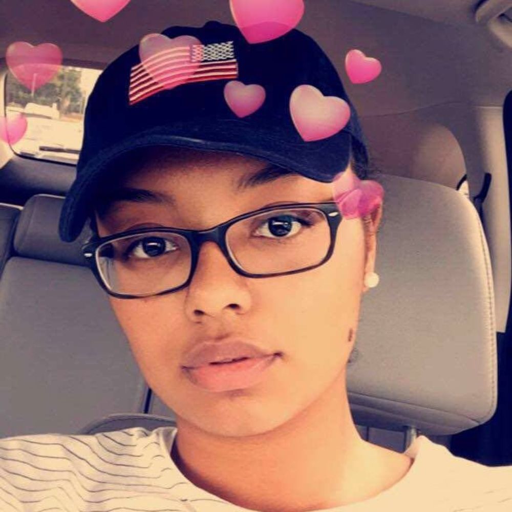 Meet your Posher, Jeaninne